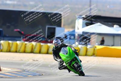 media/Feb-12-2022-SoCal Trackdays (Sat) [[3b21b94a56]]/Turn 2 (1045am)/